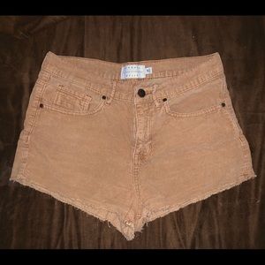 Kendall & Kylie Corduroy shorts ( 2 for 8$ )